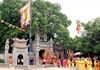 Hàng nghìn du khách kéo về ngôi đền linh thiêng nhất đất Phố Hiến