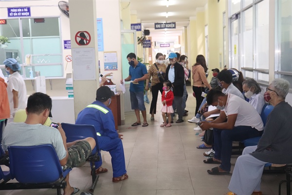 Đà Nẵng: Người dân hưởng ứng khai báo y tế